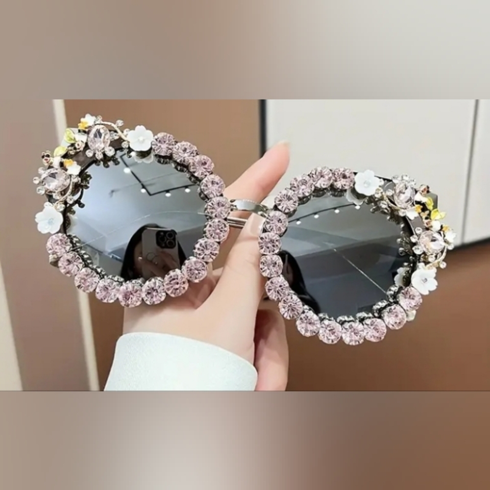 Pinky Shades